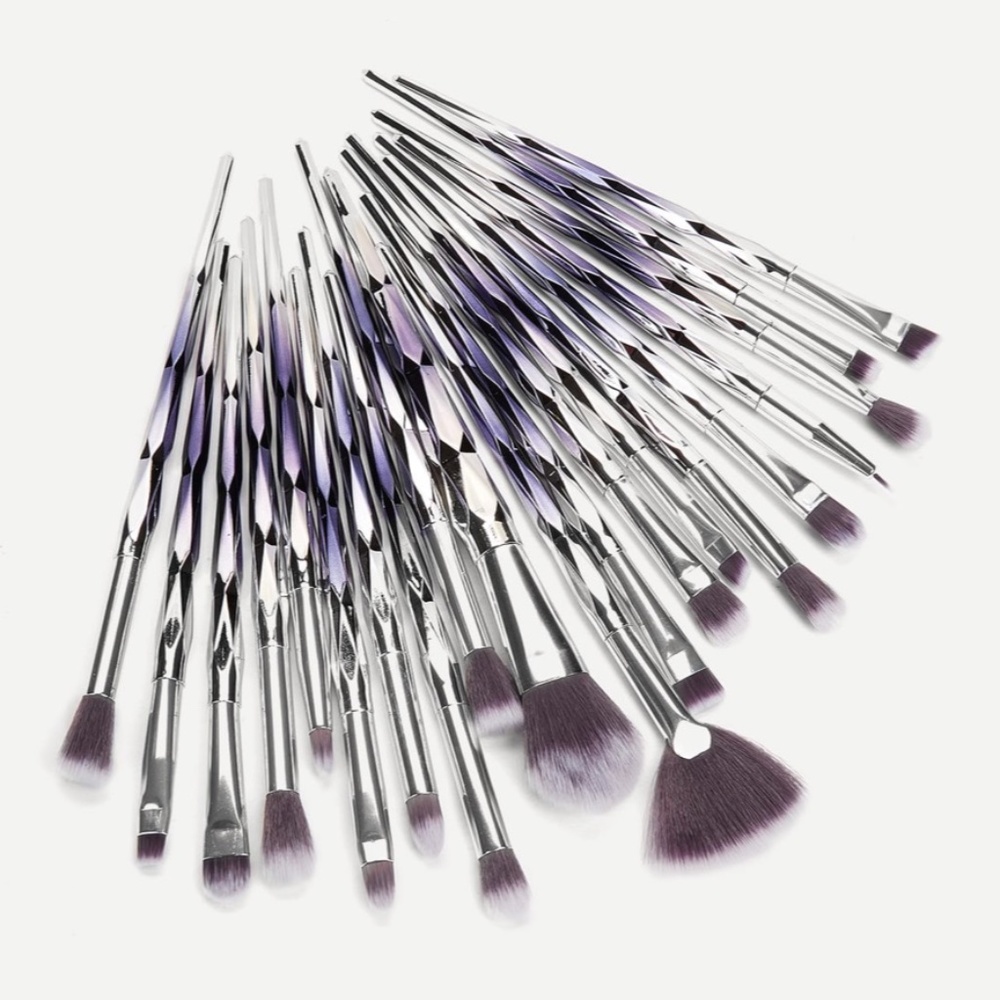 RESTOCK🔥 Crystal Geo Unicorn Makeup Brush Set